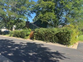 12292 E Bates Circle, Aurora CO 80014