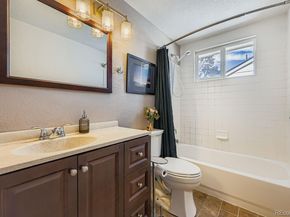 5311 S Valdai Street, Aurora CO 80015