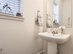 2572 Iola Street, Aurora CO 80010