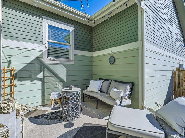 2572 Iola Street, Aurora CO 80010