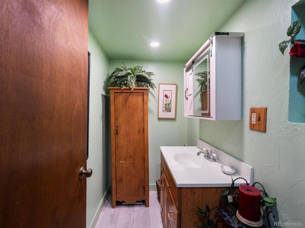 6801 W 52nd Avenue, Arvada CO 80002