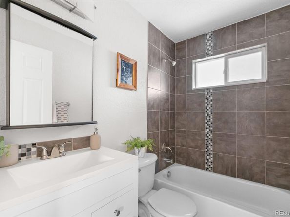 940 E 90th Avenue, Thornton CO 80229