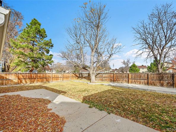 3352 S Holland Way, Lakewood CO 80227