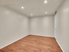 3352 S Holland Way, Lakewood CO 80227