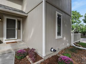 2627 S Xanadu Way D, Aurora CO 80014