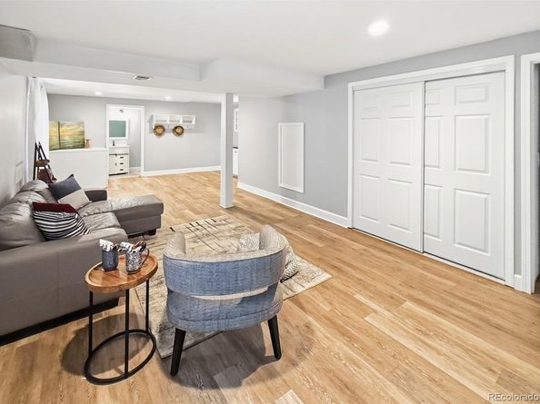 1269 Red Mountain Drive, Longmont CO 80504