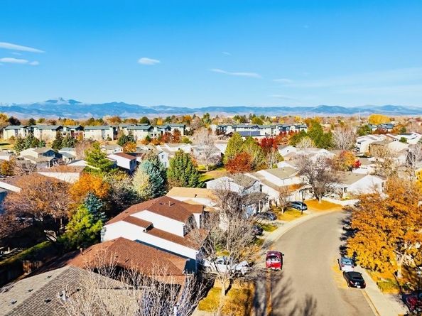 1269 Red Mountain Drive, Longmont CO 80504