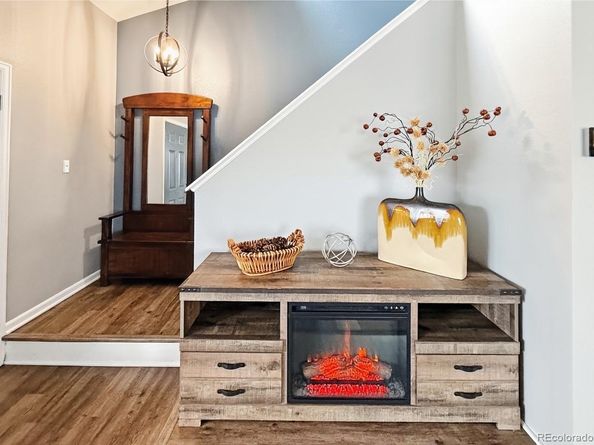 1269 Red Mountain Drive, Longmont CO 80504