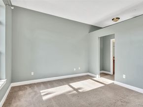 5677 S Park Place B206, Englewood CO 80111