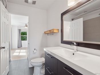 11 W Ellsworth Avenue