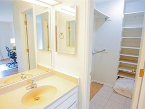 7096 E Dry Creek Circle, Centennial CO 80112