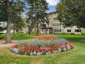 9360 E Center Avenue 11C, Denver CO 80247