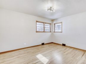 1117 Collyer Street, Longmont CO 80501