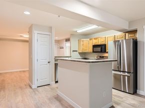 5201 S Fox Street 102, Littleton CO 80120