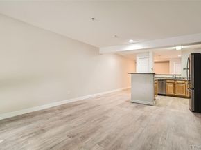 5201 S Fox Street 102, Littleton CO 80120
