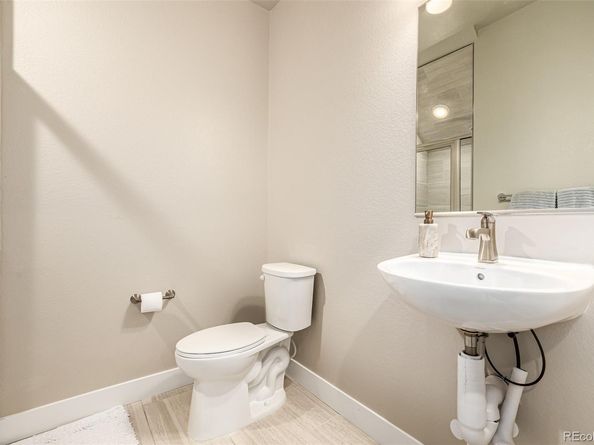1575 W 68th Avenue, Denver CO 80221