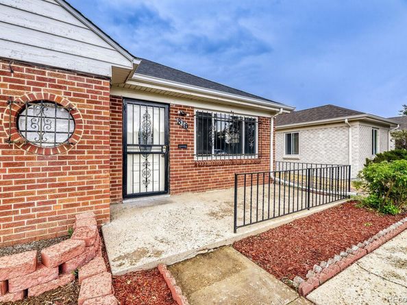816 S Dale Court, Denver CO 80219