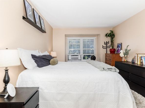 14199 E Dickinson Drive B, Aurora CO 80014