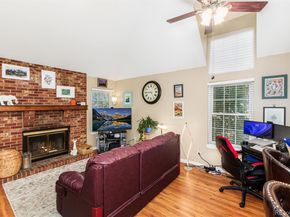 14199 E Dickinson Drive B, Aurora CO 80014