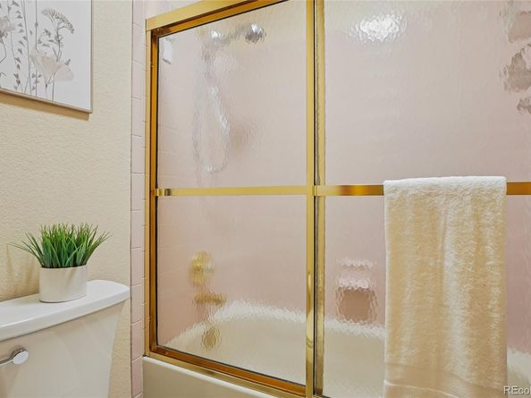 Undisclosed Address #5068321, Broomfield CO 80020