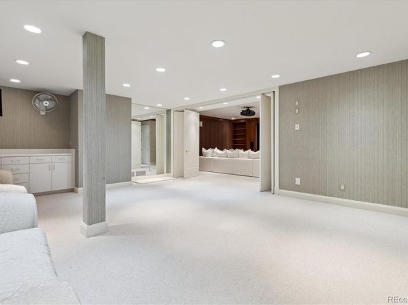 Undisclosed Address #4732612, Denver CO 80206