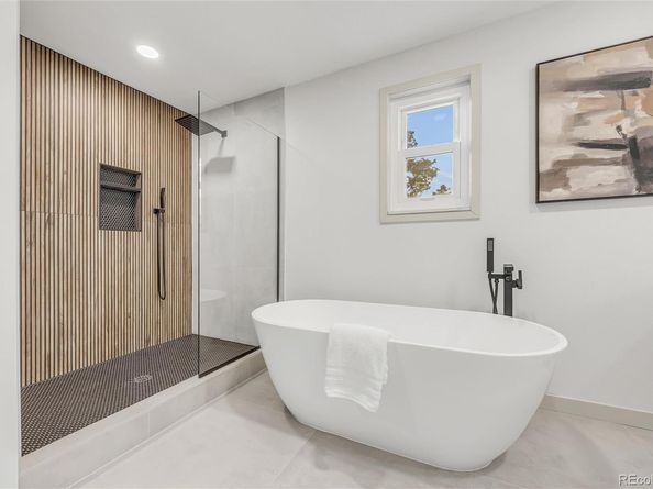 7226 S Highland Drive, Littleton CO 80120