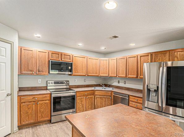 1703 Whitehall Drive 10B, Longmont CO 80504