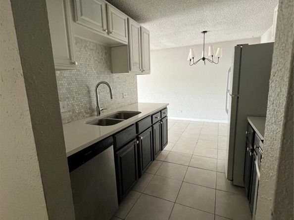 2375 S Linden Court 313, Denver CO 80222