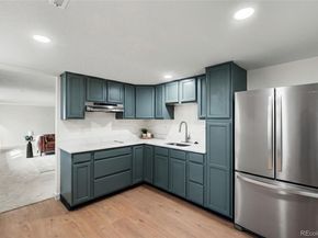 835 Hillside Court, Longmont CO 80501