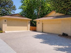 2429 S Chase Lane, Lakewood CO 80227