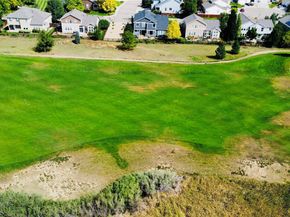 653 Glenarbor Circle, Longmont CO 80504