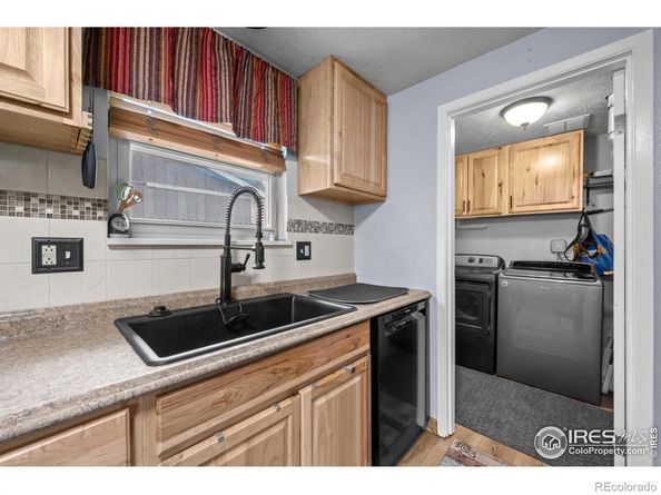 311 Chinook Avenue, Longmont CO 80504