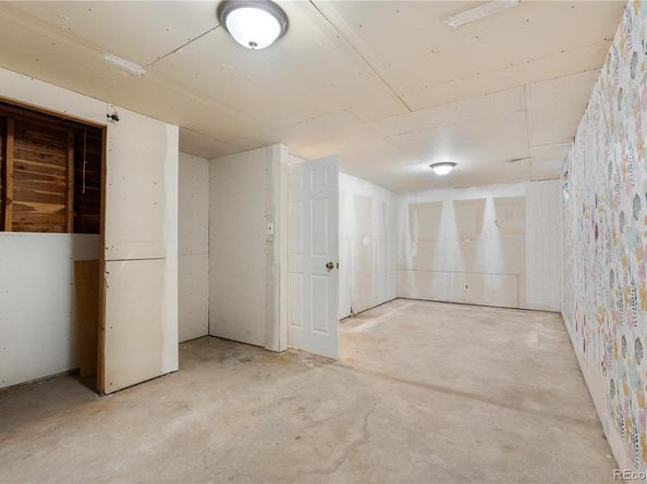 1235 S Benton Street, Lakewood CO 80232