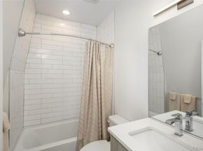 910 W 40th Avenue, Denver CO 80211