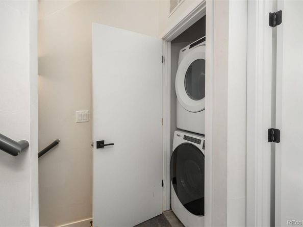 910 W 40th Avenue, Denver CO 80211