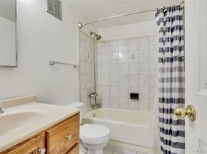 2471 S Xanadu Way B, Aurora CO 80014