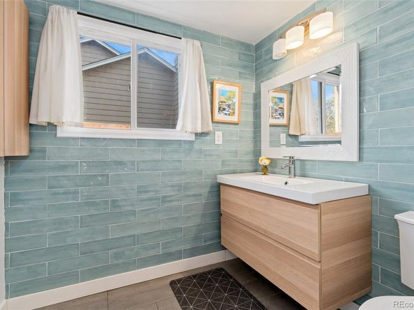 5981 S Vivian Street, Littleton CO 80127