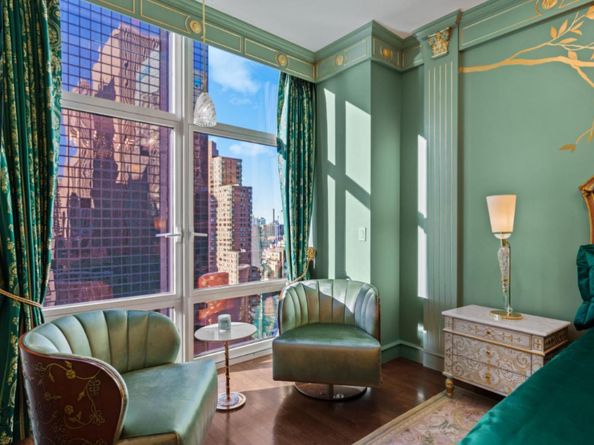 1600 Broadway PH4C, New York NY 10019