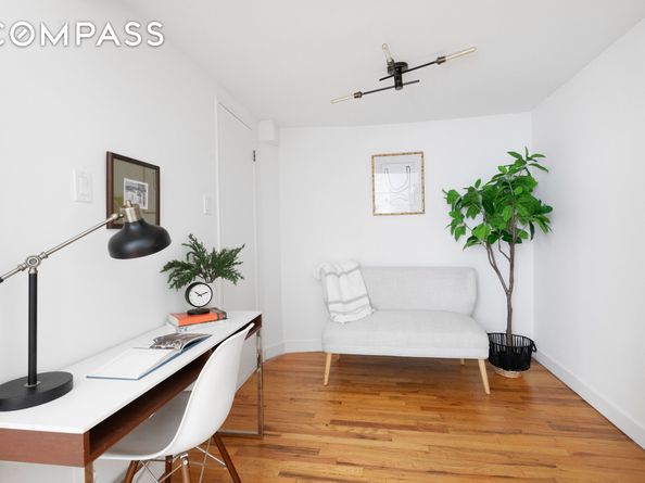 689 Fort Washington Avenue 2M, New York NY 10040