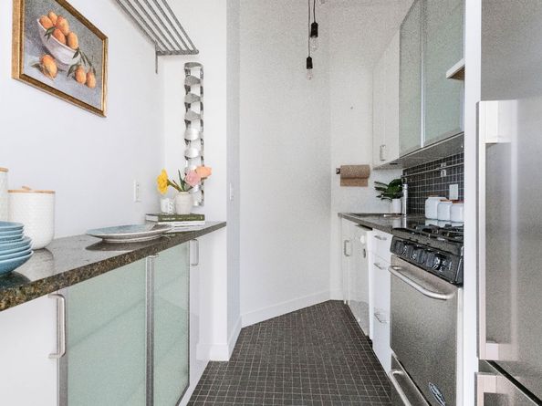 689 Fort Washington Avenue 2M, New York NY 10040
