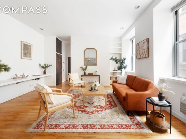 689 Fort Washington Avenue 2M, New York NY 10040