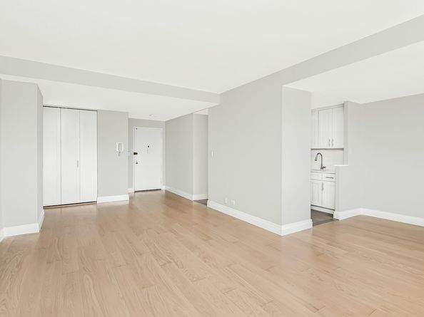 3671 Hudson Manor Terrace 1B, Bronx NY 10463