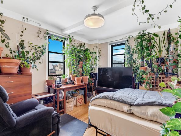 50 West 106th Street 8B, New York NY 10025