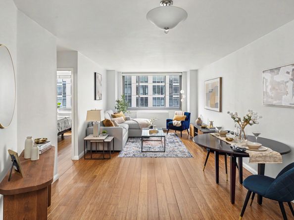 2025 Broadway 18B, New York NY 10023
