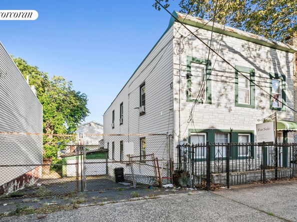835 Pine Street, Brooklyn NY 11208