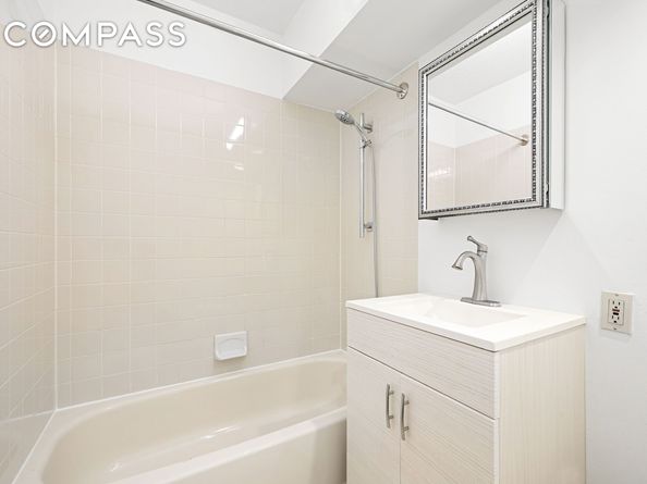 376 Broadway 9D, New York NY 10013