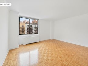 400 East 90th Street 4D, New York NY 10128