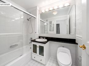 400 East 90th Street 4D, New York NY 10128
