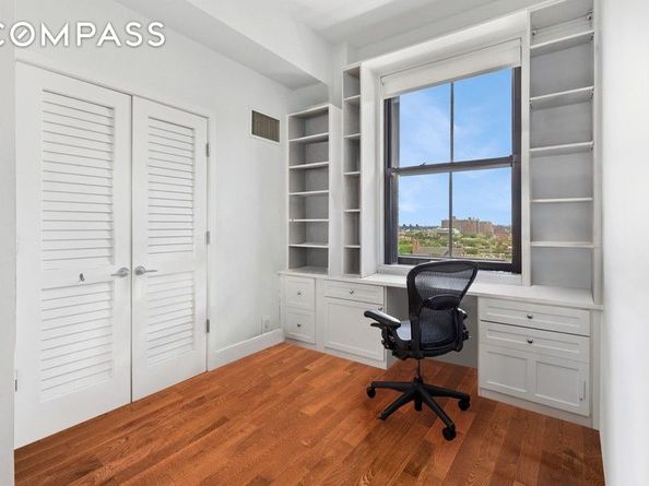 1 Hanson Place 16B, Brooklyn NY 11243