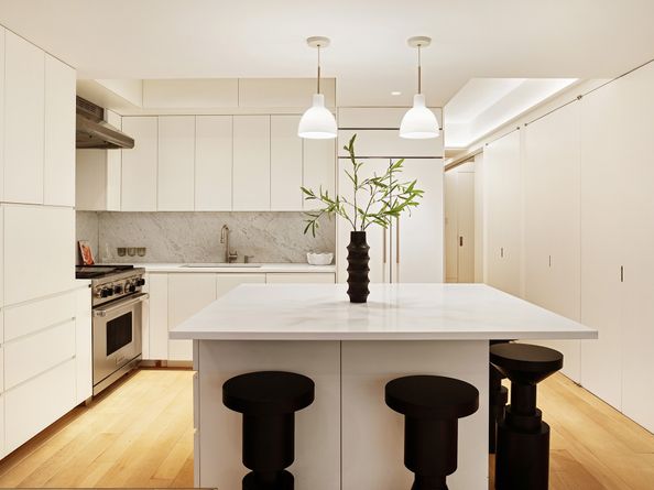 15 West 17th Street 2, New York NY 10011